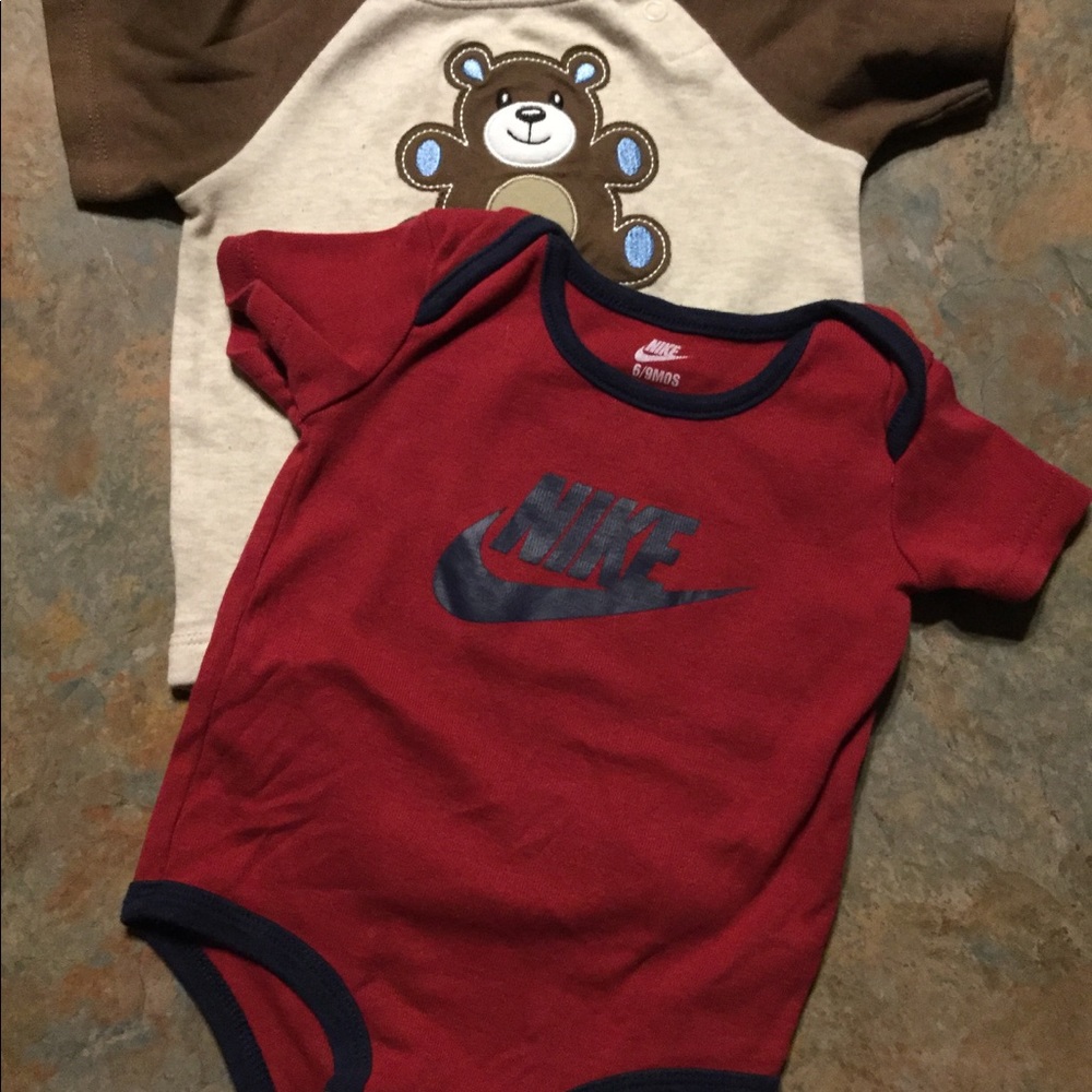 Onesies Nike / Garanimals